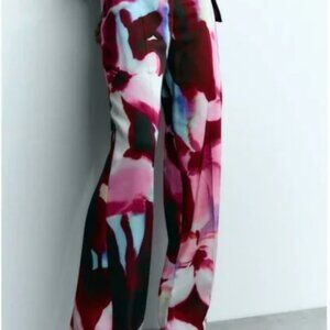 NWT ZARA PRINTED PANTS WITH SATIN FINISH MULTICOLORED